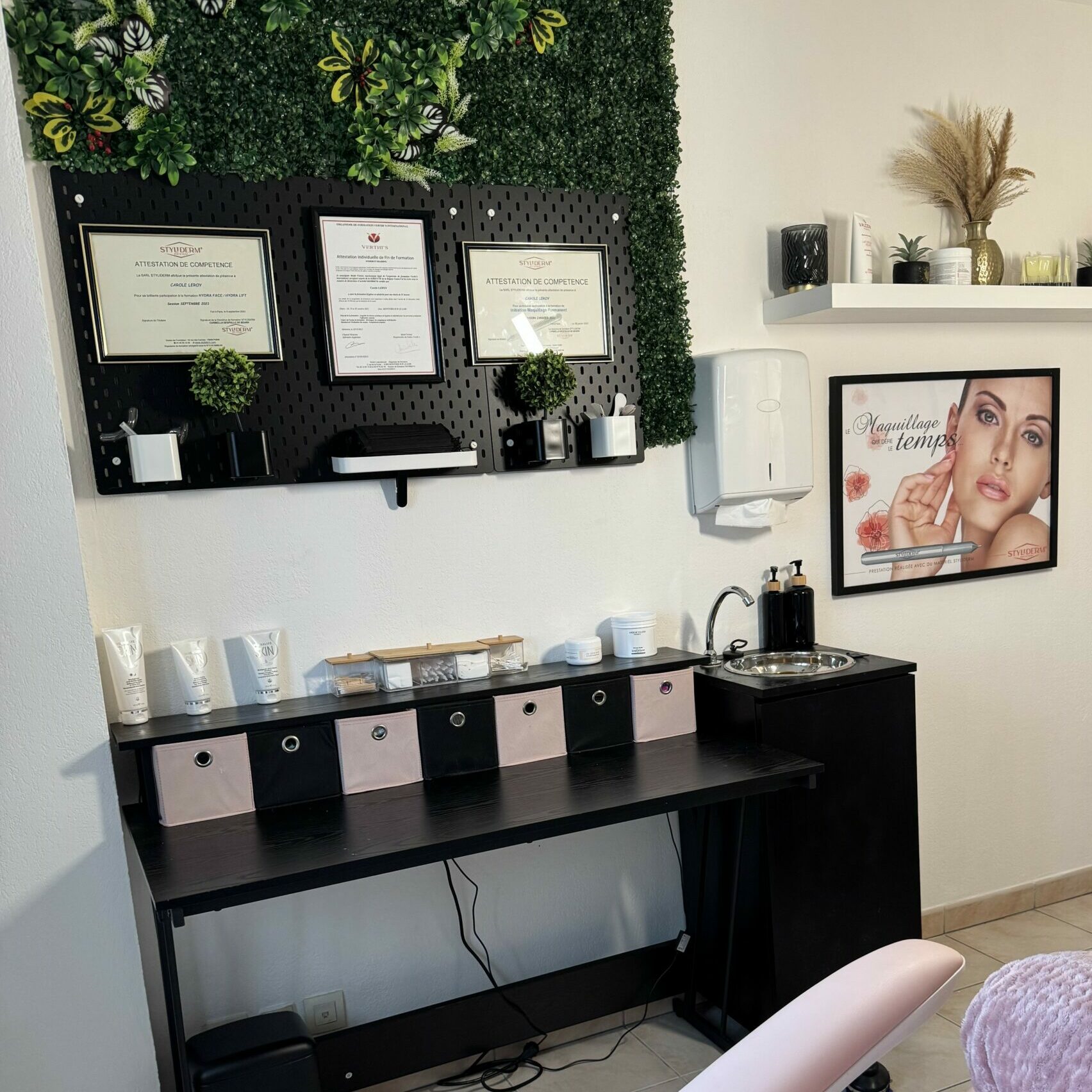 l'intérieur de l'institut Carol'Elixir